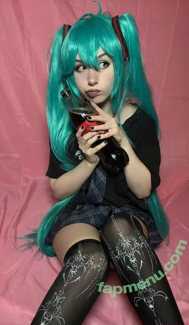 Loopziepop nude photo #0088 (Loopziepop)