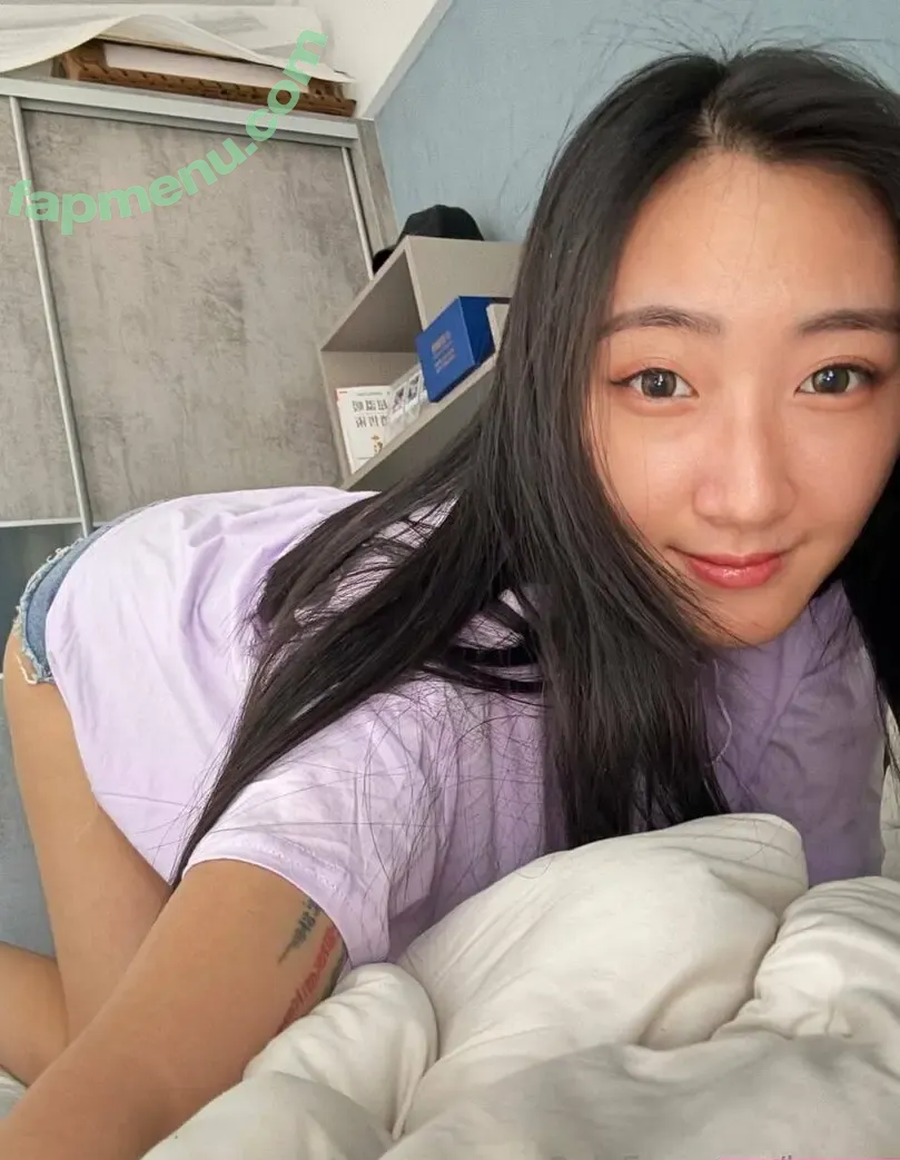 lora_dynasty nude photo #0023 (kissoflora / loradynasty / lorayu)