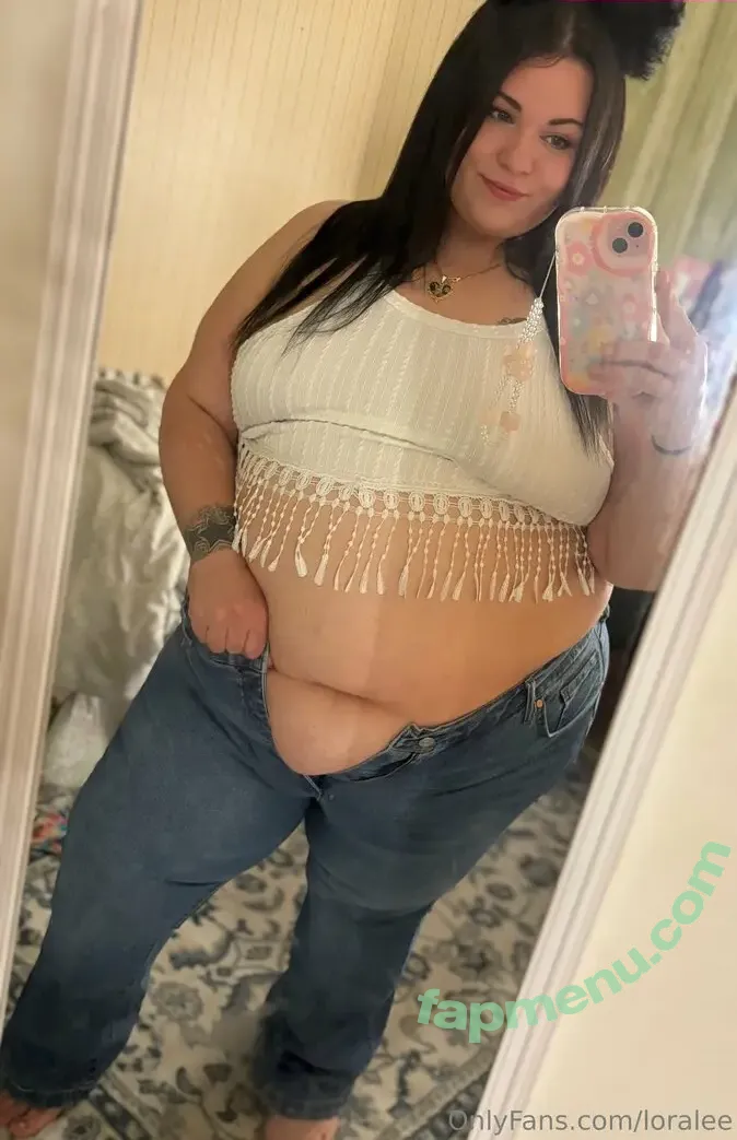 loralee nude photo #0022 (loraleetyson)