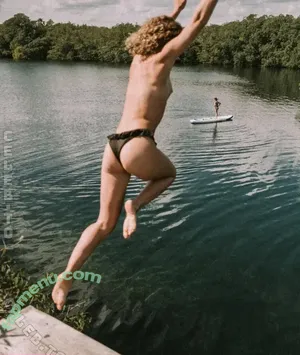 Loralio nude photo #0020