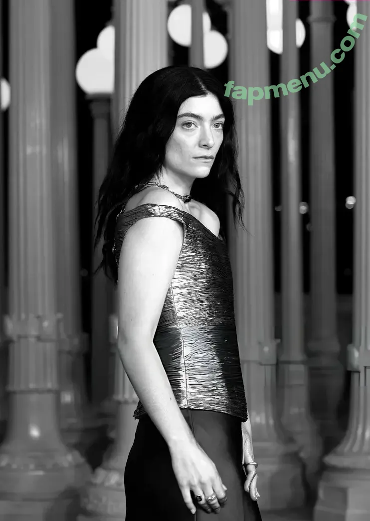 Lorde nude photo #0060 (evalord)