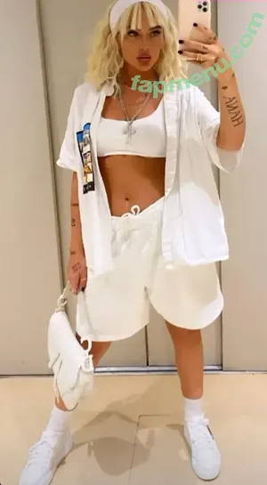 Loredana Zefi leaks
