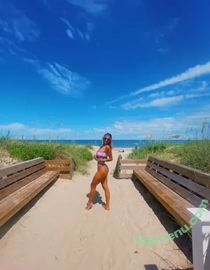 Lorelaih2os nude photo #0069