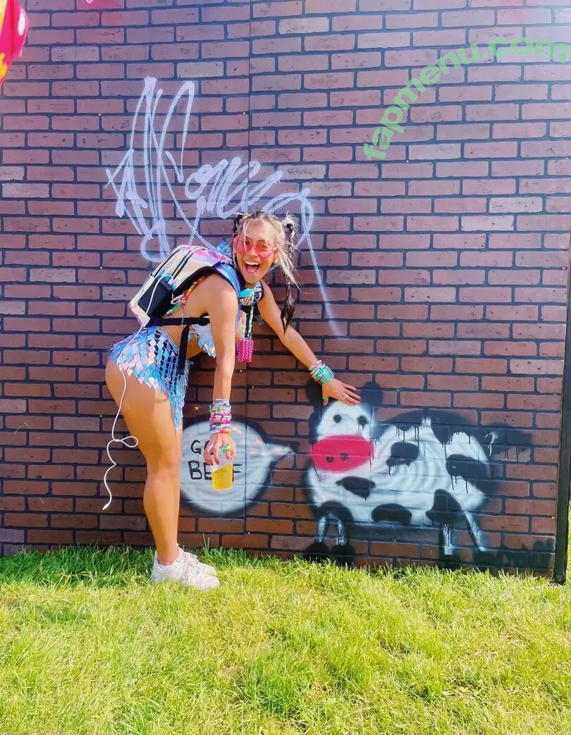 Lorelaih2os nude photo #0057 (Lorelaih2os)