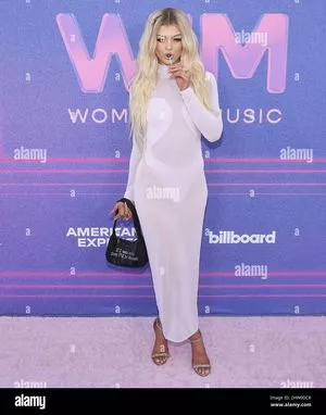 Loren Gray / iamlorengray / loren / lorengray nude photo #0057