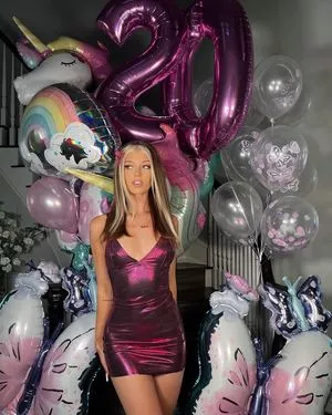 Loren Gray / iamlorengray / loren / lorengray nude photo #0070