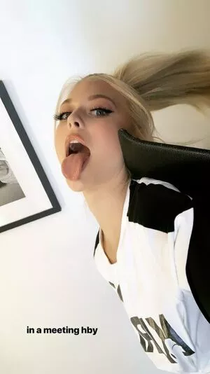 Loren Gray / iamlorengray / loren / lorengray nude photo #0081