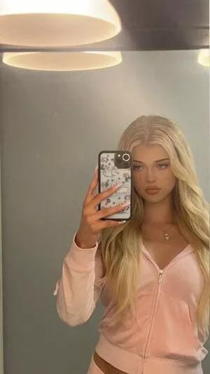 Loren Gray / iamlorengray / loren / lorengray nude photo #0183