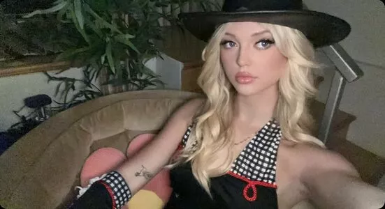 Loren Gray / iamlorengray / loren / lorengray nude photo #0205