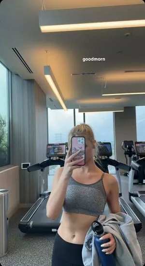 Loren Gray / iamlorengray / loren / lorengray nude photo #0216