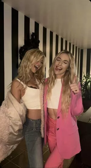 Loren Gray / iamlorengray / loren / lorengray nude photo #0219