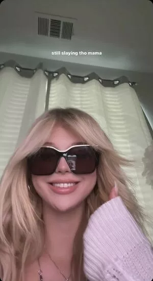 Loren Gray / iamlorengray / loren / lorengray nude photo #0230