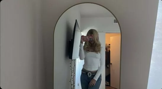 Loren Gray / iamlorengray / loren / lorengray nude photo #0245
