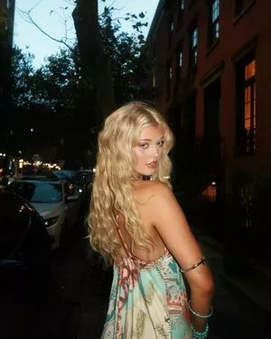 Loren Gray / iamlorengray / loren / lorengray nude photo #0780