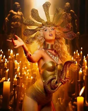 Loren Gray / iamlorengray / loren / lorengray nude photo #0899