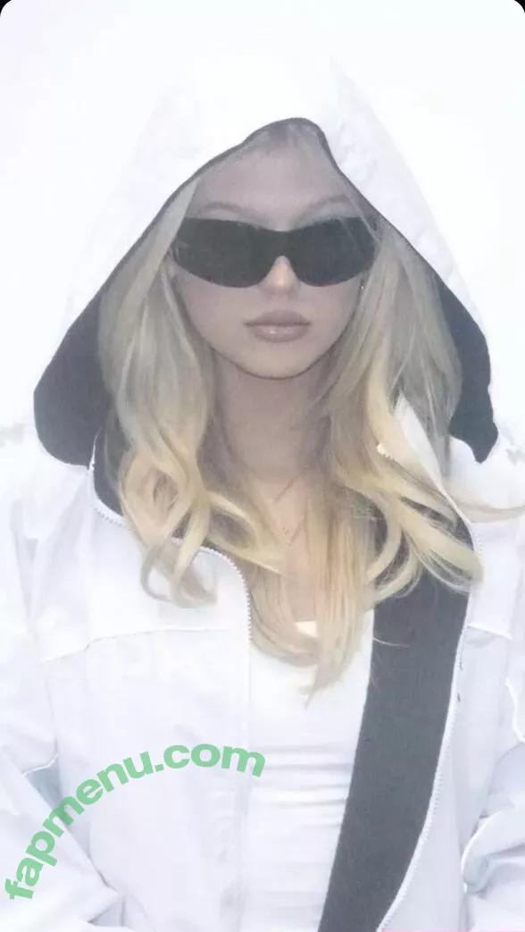 Loren Gray nude photo #0244 (iamlorengray / loren / lorengray)