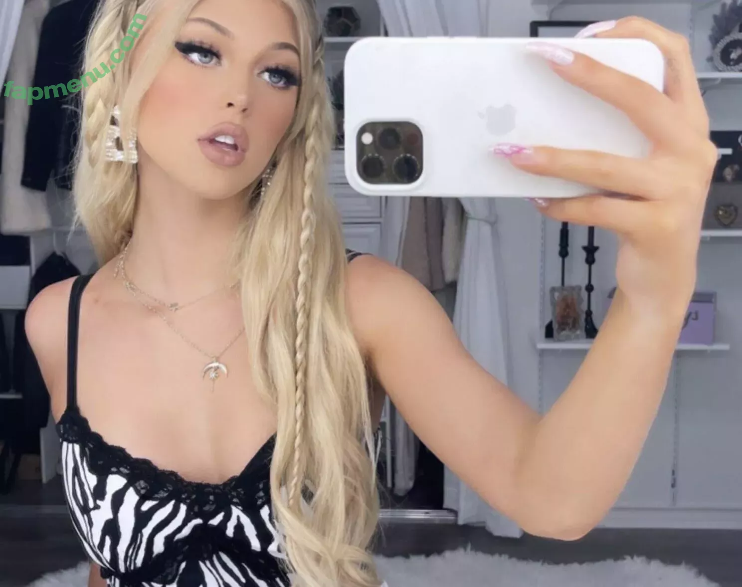 Loren Gray nude photo #0267 (iamlorengray / loren / lorengray)