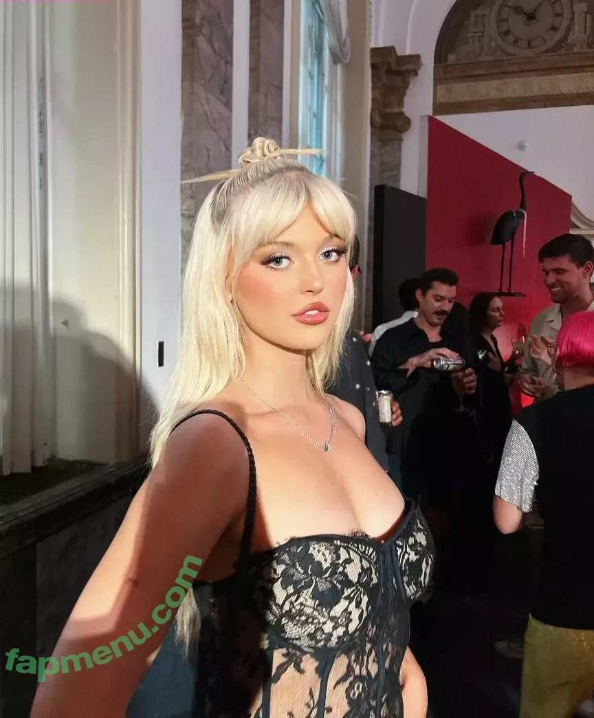 Loren Gray nude photo #0845 (iamlorengray / loren / lorengray)