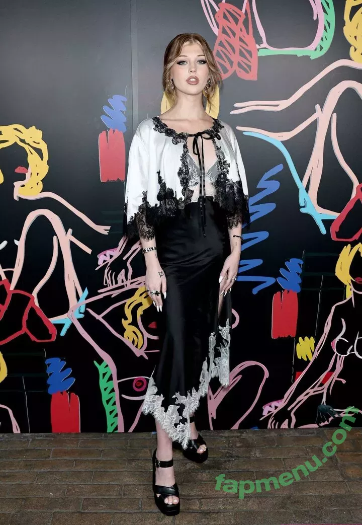 Loren Gray nude photo #0965 (iamlorengray / loren / lorengray)