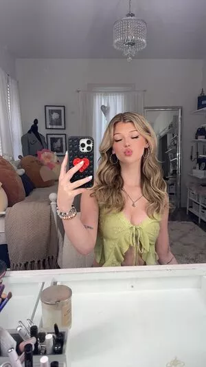 Loren Gray / iamlorengray / loren / lorengray nude photo #1060