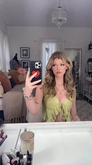 Loren Gray / iamlorengray / loren / lorengray nude photo #1061
