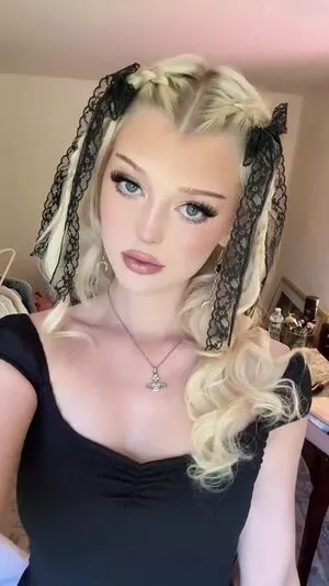 Loren Gray / iamlorengray / loren / lorengray nude photo #1086