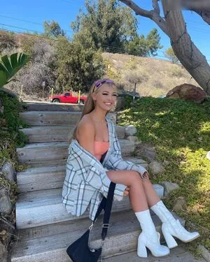 Loren Gray / iamlorengray / loren / lorengray nude photo #1142