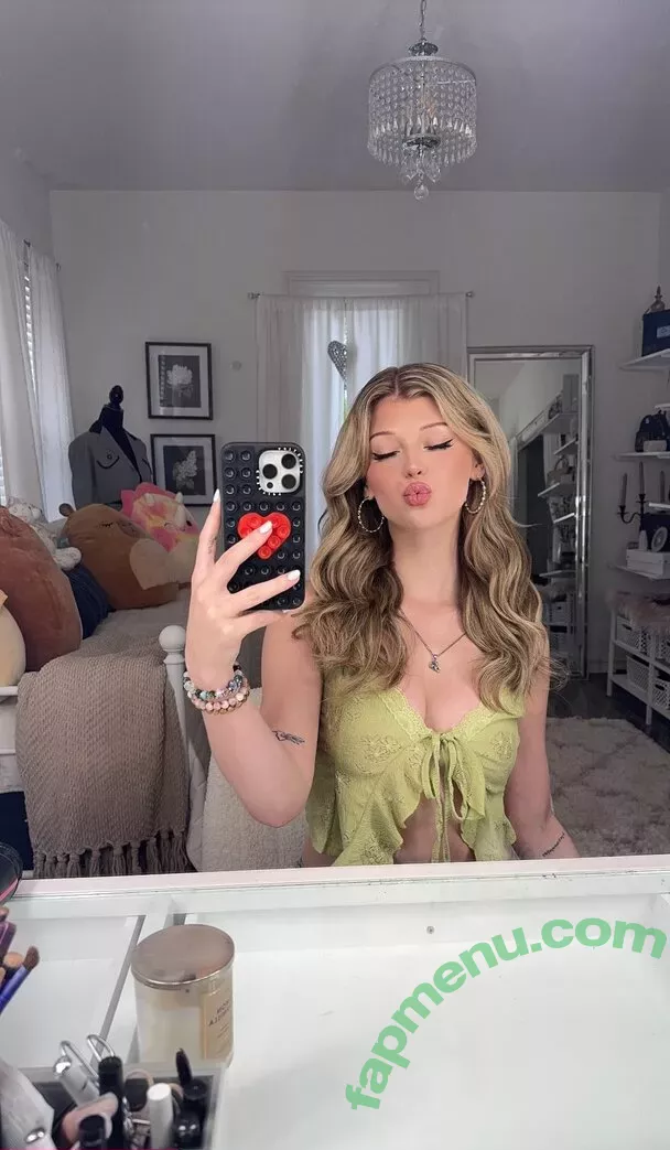 Loren Gray nude photo #1060 (iamlorengray / loren / lorengray)