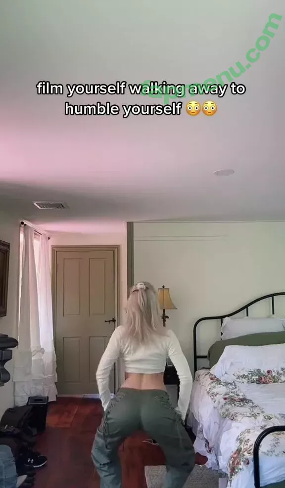 Loren Gray nude photo #1071 (iamlorengray / loren / lorengray)