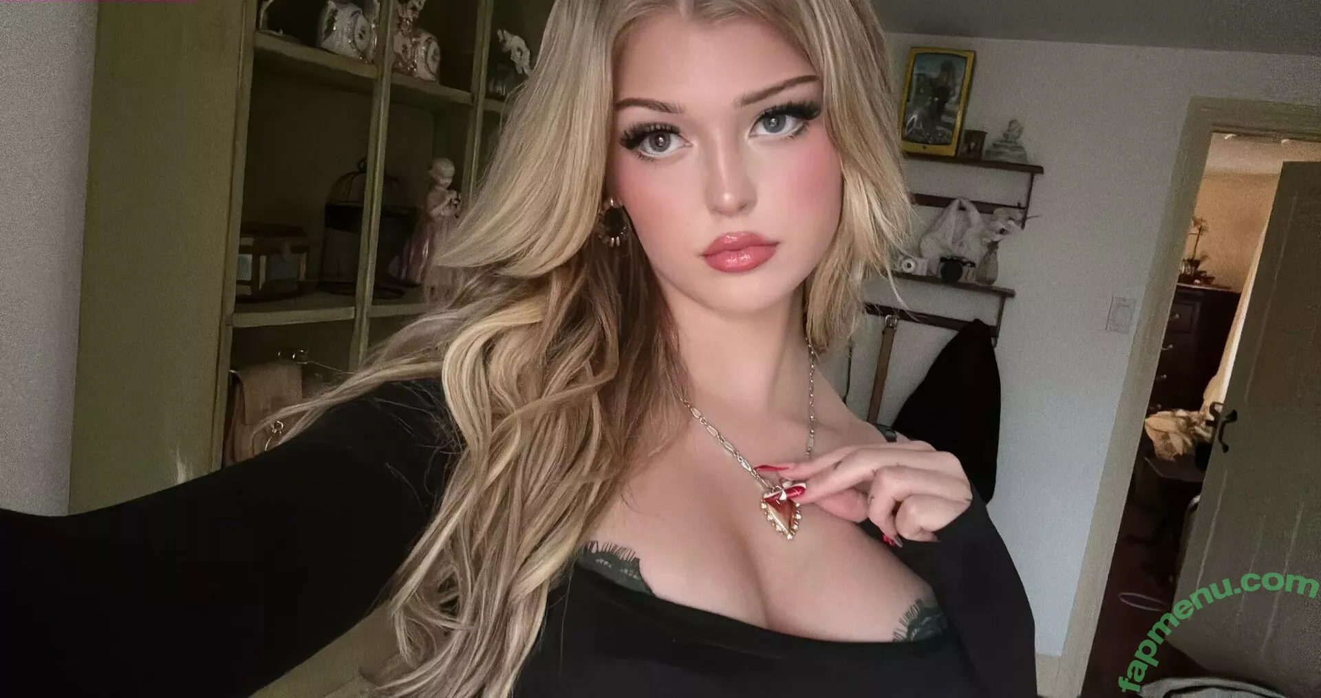 Loren Gray nude photo #1401 (iamlorengray / loren / lorengray)