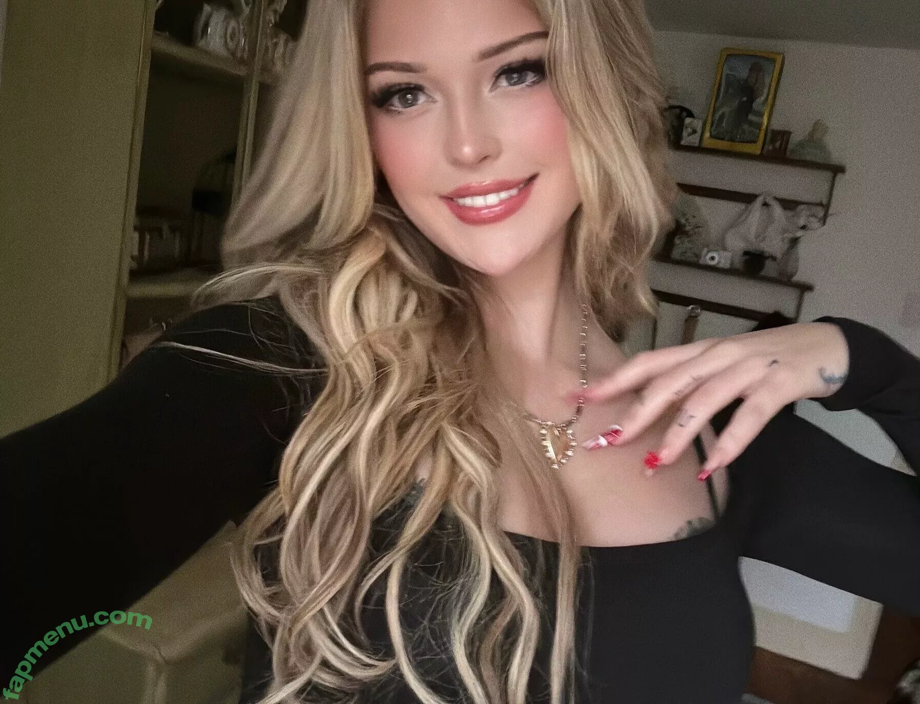 Loren Gray nude photo #1410 (iamlorengray / loren / lorengray)