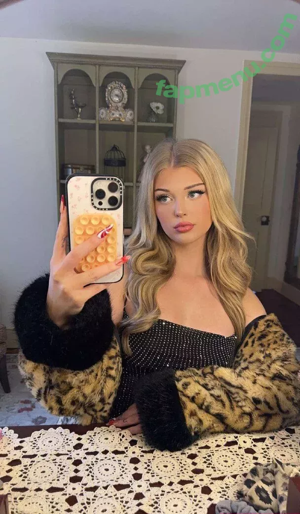 Loren Gray nude photo #1420 (iamlorengray / loren / lorengray)