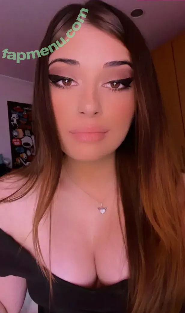 Lorena Lawliet nude photo #0036 (lorenalawliet_)