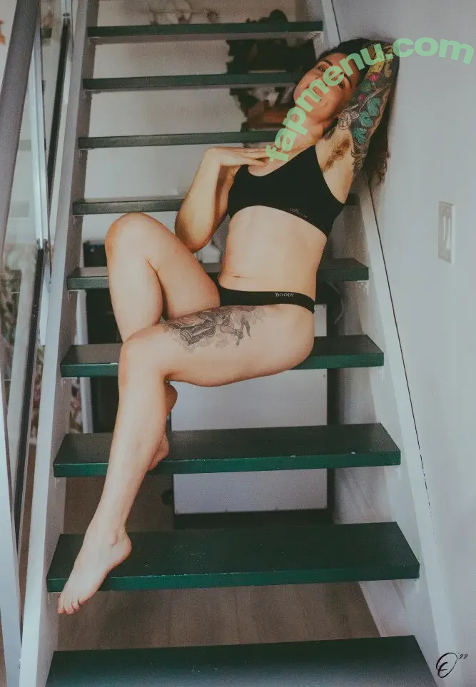 Lorence Vennes nude photo #0014 (laurencevenne / mllevennes)