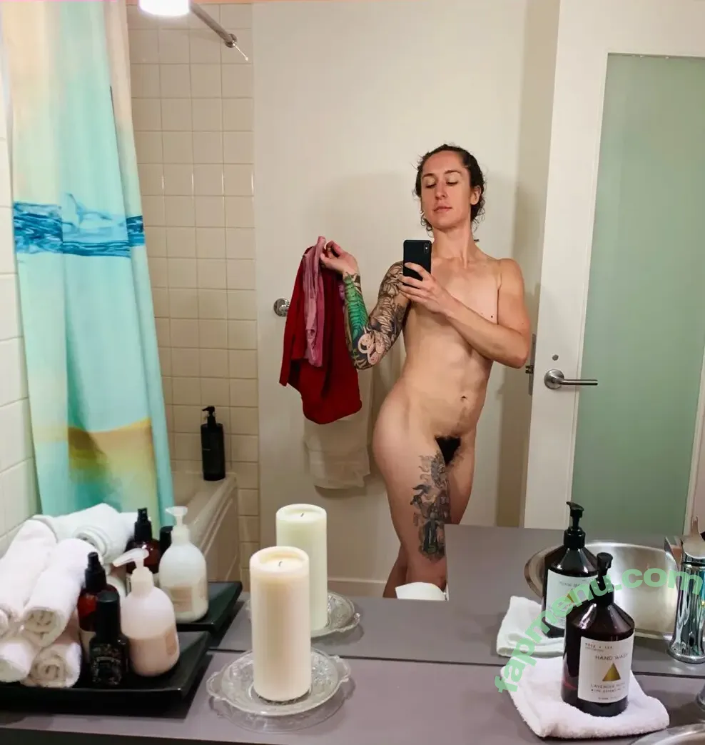 Lorence Vennes nude photo #0068 (laurencevenne / mllevennes)