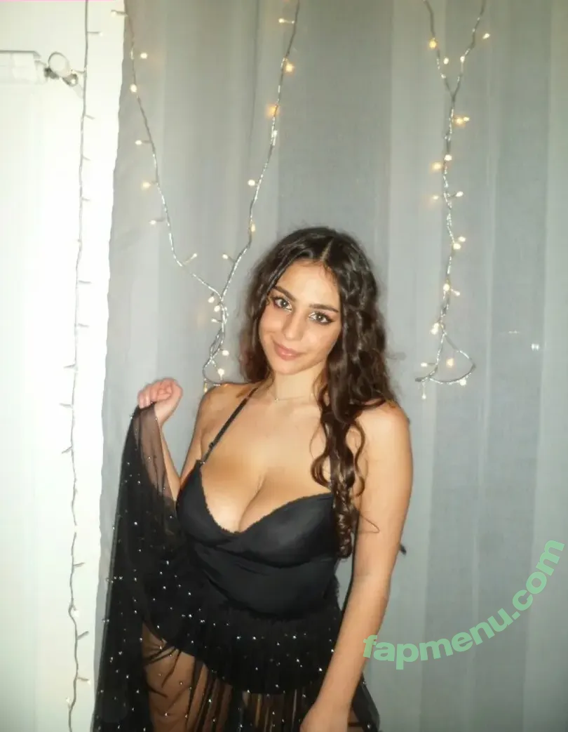 Lorenza Giuliano nude photo #0030 (lorenza_giuliano)