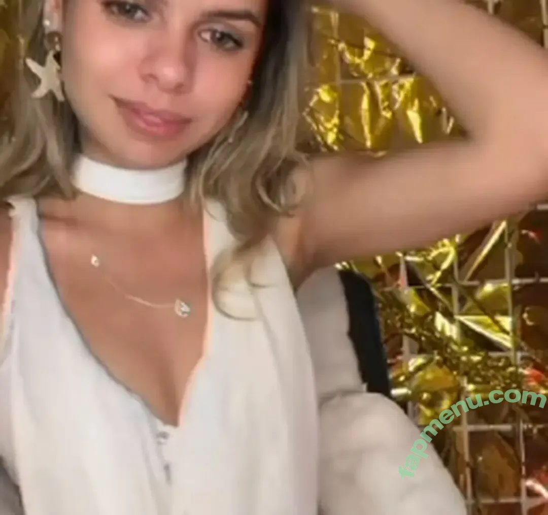 Lores_thaina nude photo #0003 (__thainaalves)