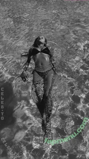 Lori.ality / lupo_lori nude photo #0036