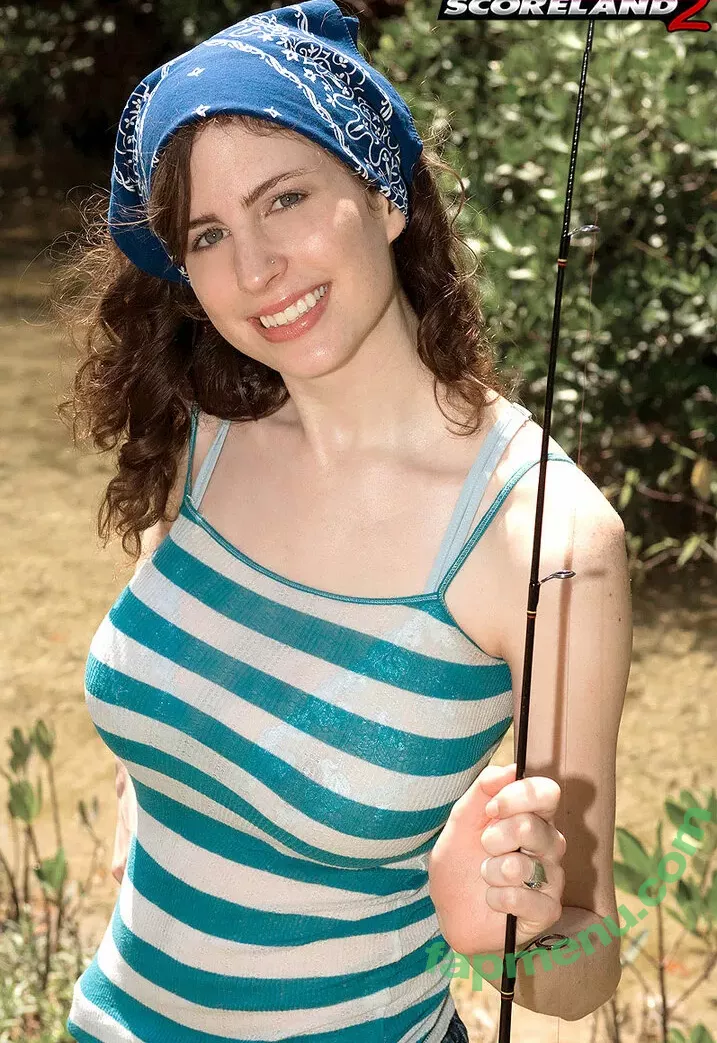 Lori Taylor nude photo #0134 (Katie / Lillian Faye / LoriGG / loritaylor / lotayray44)