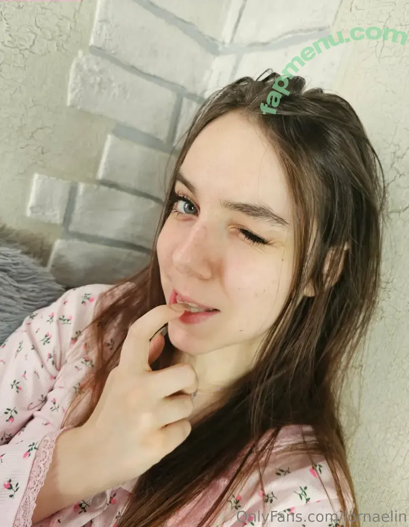 lornaelin nude photo #0020 (loorrrnnnnaaaaa)