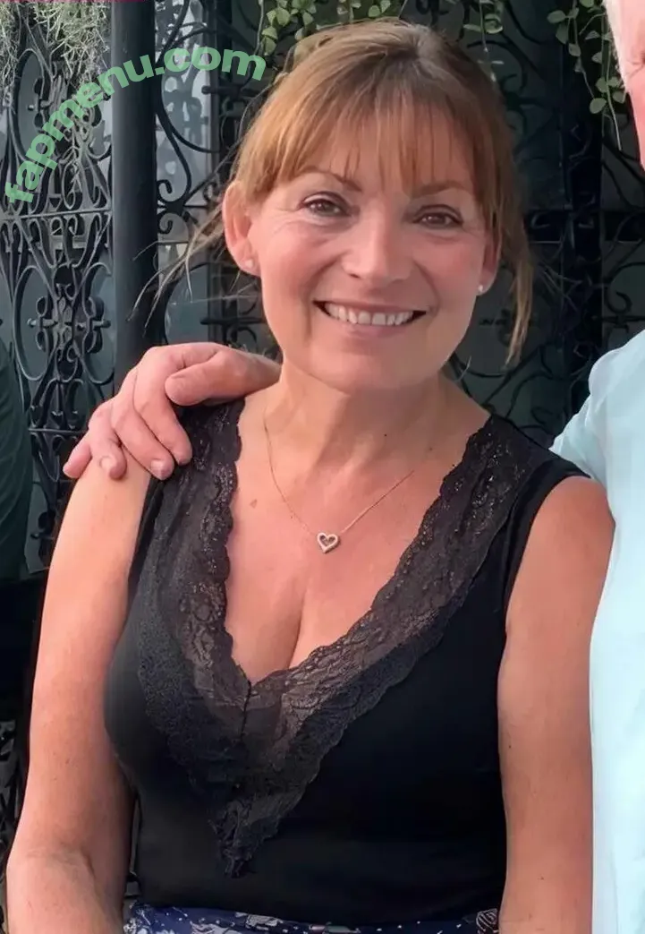 Lorraine Kelly nude photo #0059 (lorrainekellysmith)