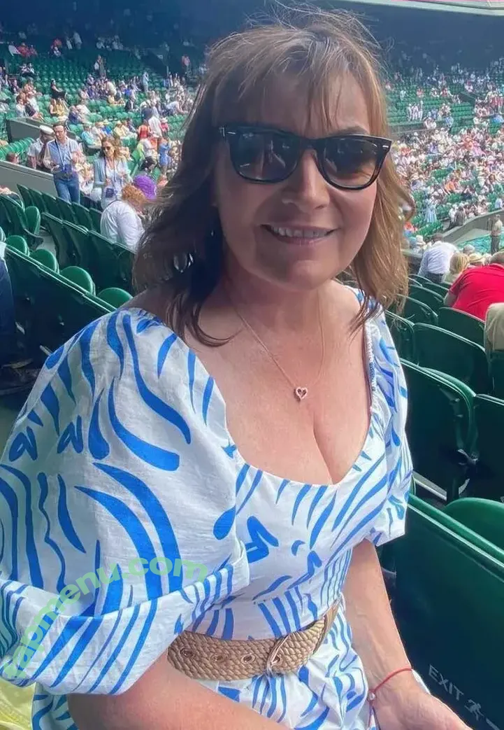 Lorraine Kelly nude photo #0062 (lorrainekellysmith)