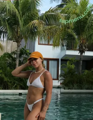 Lorrane Dos Santos / loloo_santos nude photo #0200