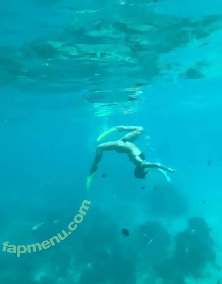 Lorrane Dos Santos nude photo #0237 (loloo_santos)