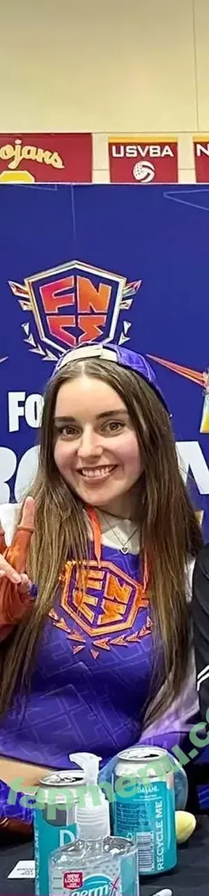 Loserfruit / brattykayla nude photo #0736