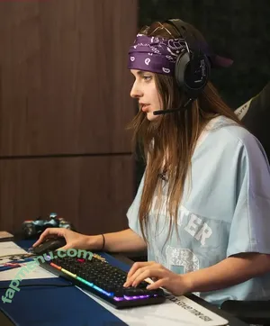 Loserfruit / brattykayla nude photo #0739