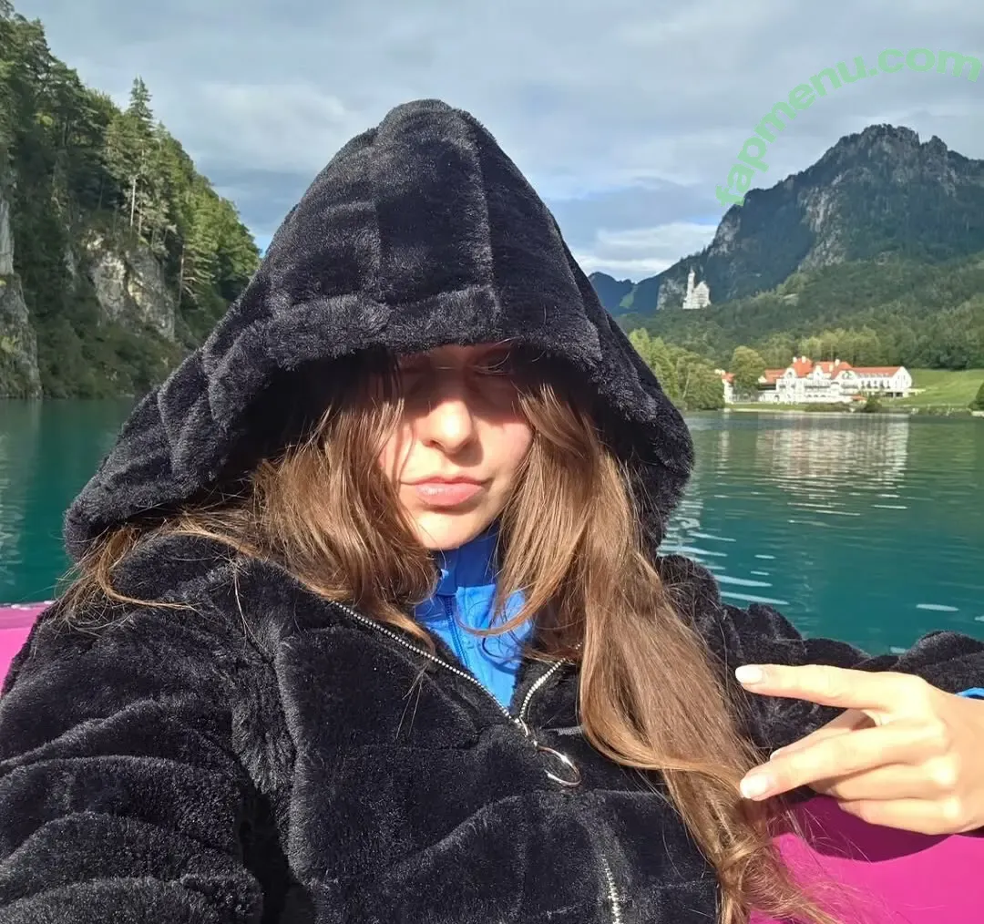 Loserfruit nude photo #0767 (brattykayla)