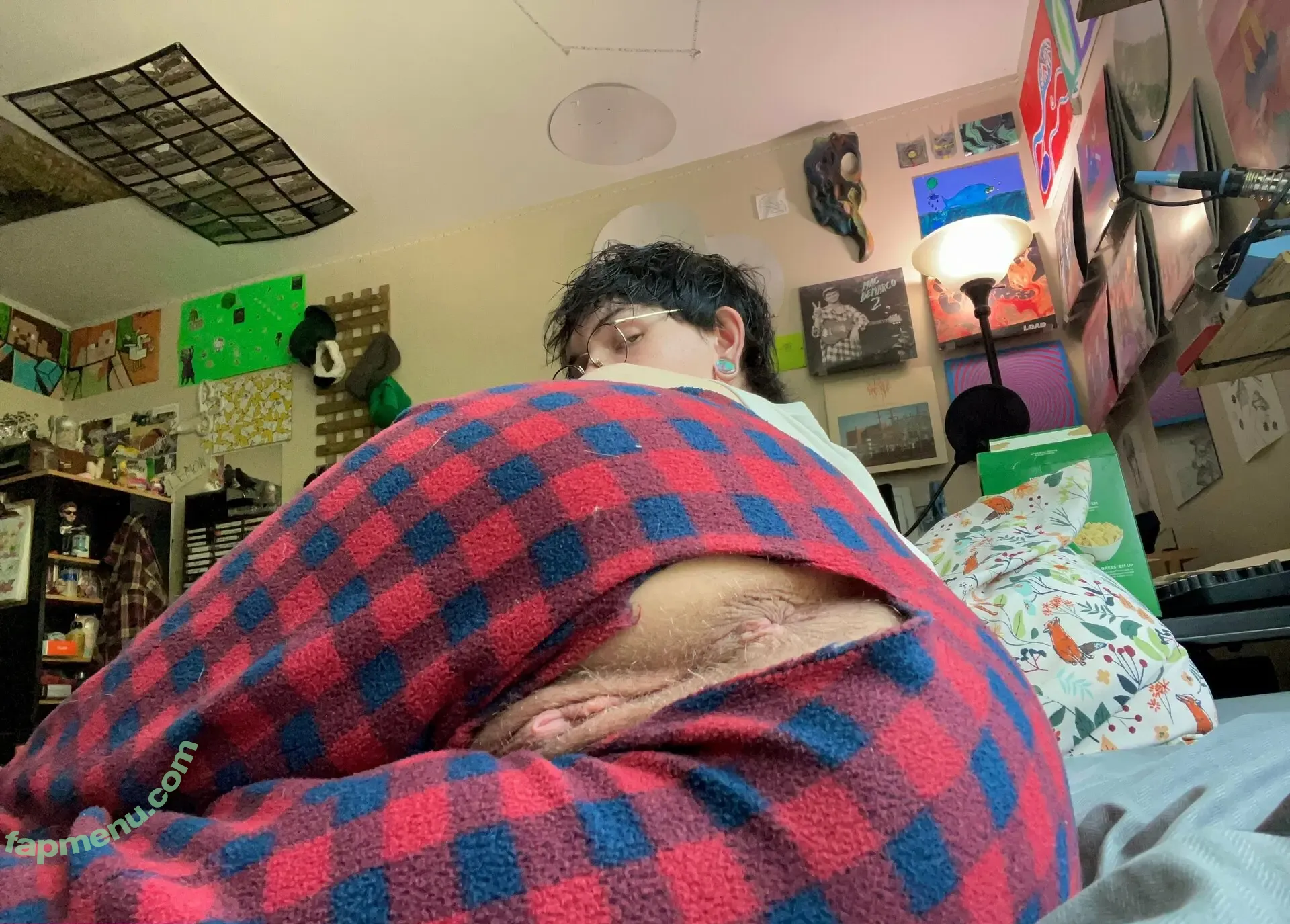 loserzomboy nude photo #0158 (loserzomboy)