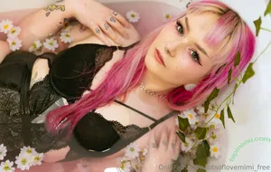 lotsoflovemimi_free / lotsoflove_draws nude photo #0008