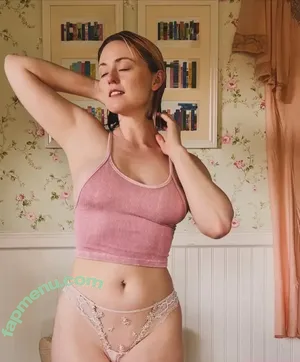 lottedawson / Saoirse / Saoirse’s Shelf / lovealwayssaoirse nude photo #0018